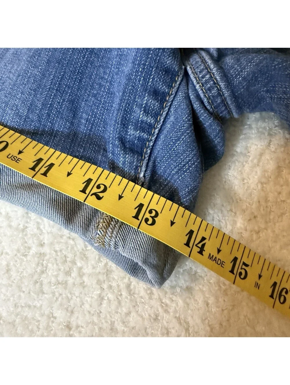 Torrid Mid Rise Mid Short Size 24 Vintage Stretch Denim Cuffed Jean Shorts